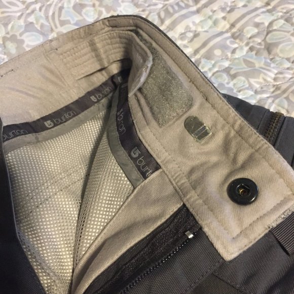 Burton Snowboard Pants - Picture 7 of 8